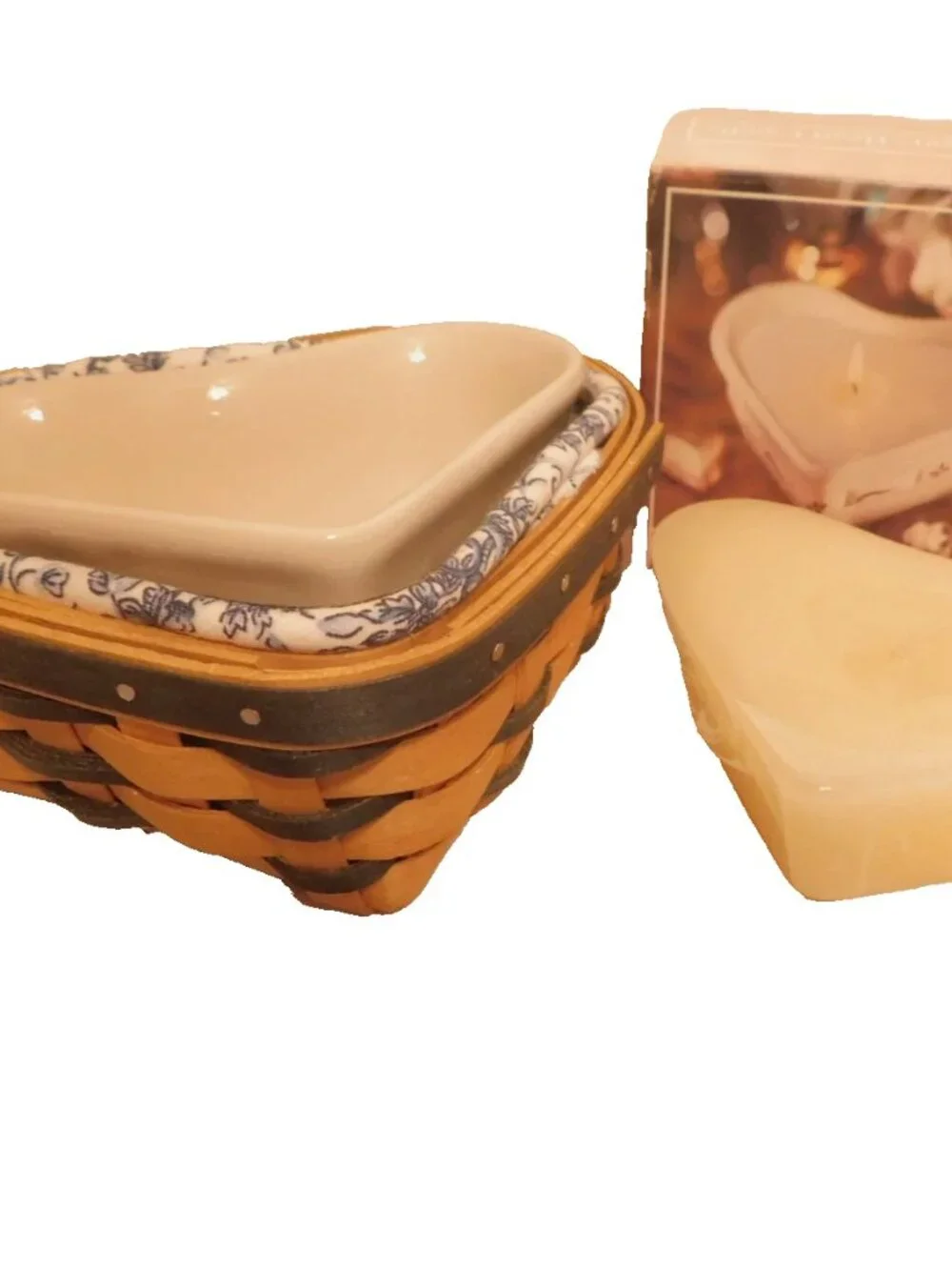 *** Longaberger Little Love Sweetheart Basket & Mini Heart Dish & Candle Set ***